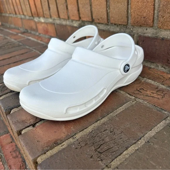 CROCS 🐊 Men’s size 6 Women’s size 8 Bright  White Slip On Shoes - Picture 5 of 16